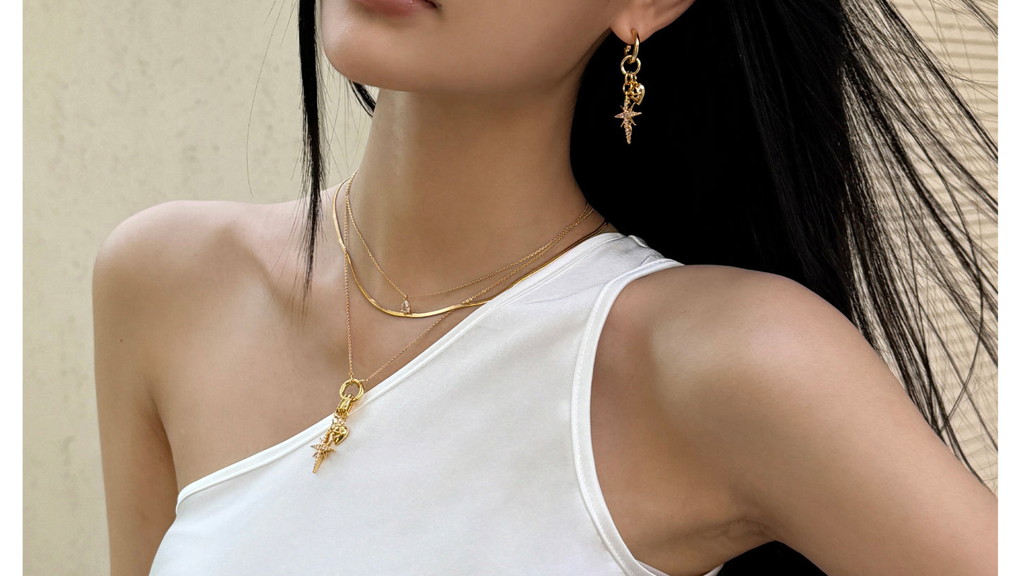 AUKIYUKI Multi-Layered Retro Eight Awn Star Love Long Necklace High-Grade Popular Clavicle Chain