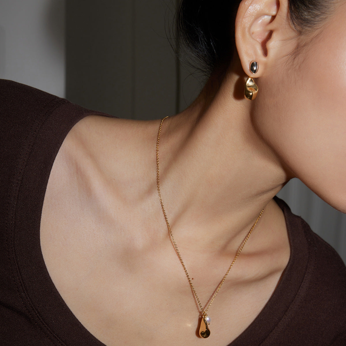 Dual-Wear French Commuter Color Matching Water Drop Earrings